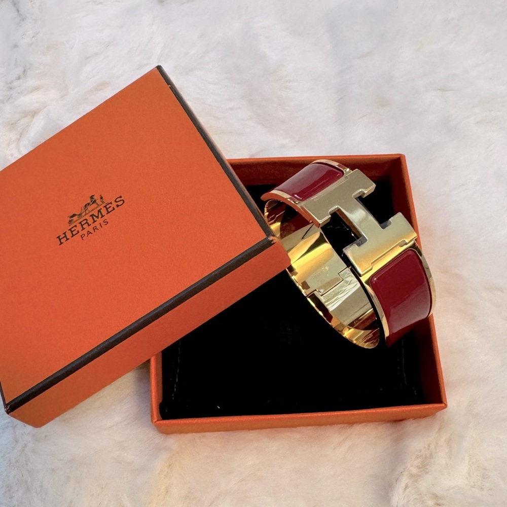 BNIB**Hermès Clic Clac H bracelet